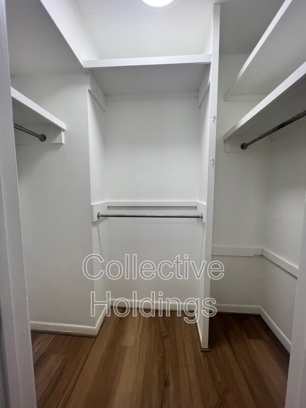 Building Photo - 3101 Lorna Rd