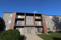 Building Photo - 727 Elm Ln