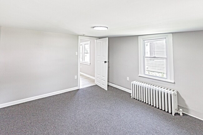 Building Photo - 218 Sinnickson St