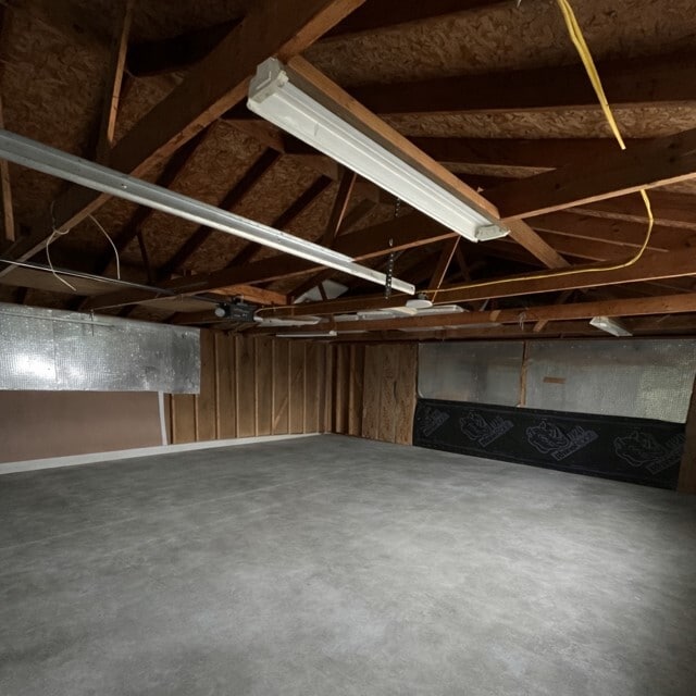 Building Photo - 455 S 6th St