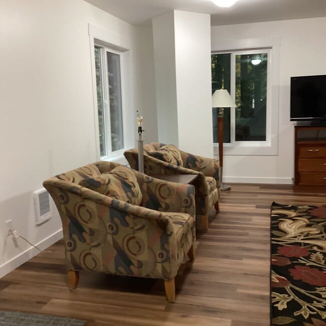 Building Photo - NK01