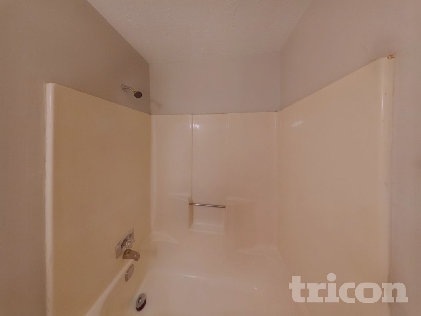 Building Photo - 3224 Creekwood Dr