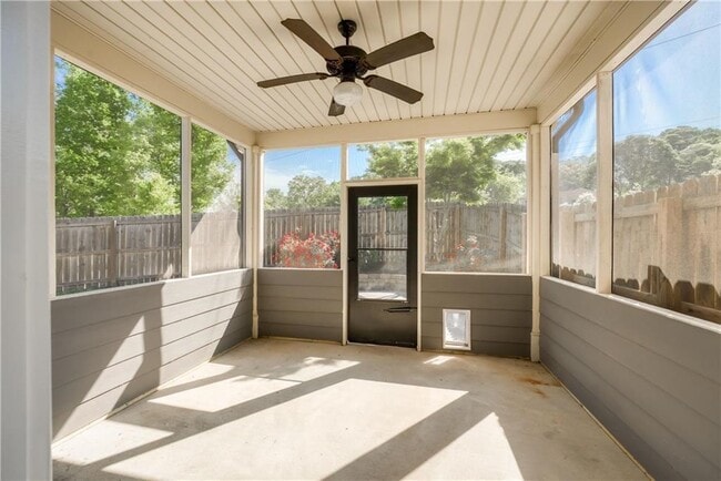 Building Photo - 428 Meadow Vista Ln