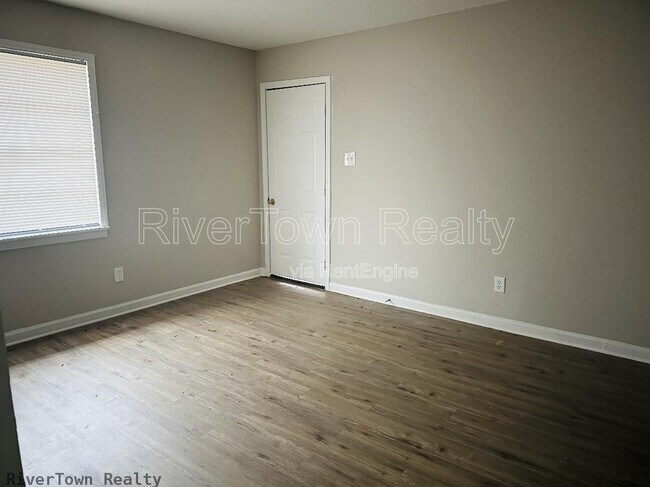 Building Photo - 3253 Ford Rd