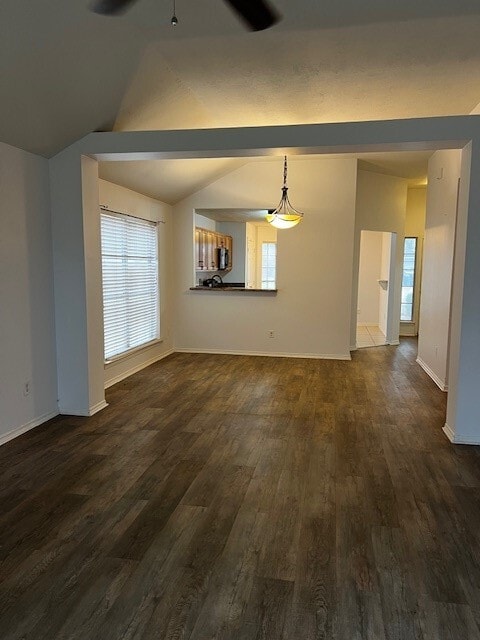 Building Photo - 21007 Terrace View Dr