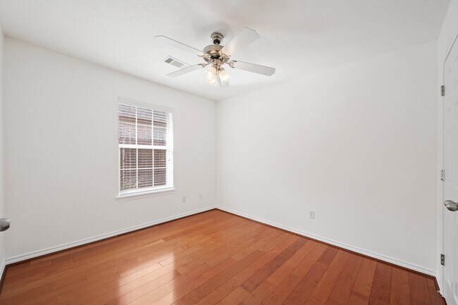Building Photo - 4212 Drogo Ct