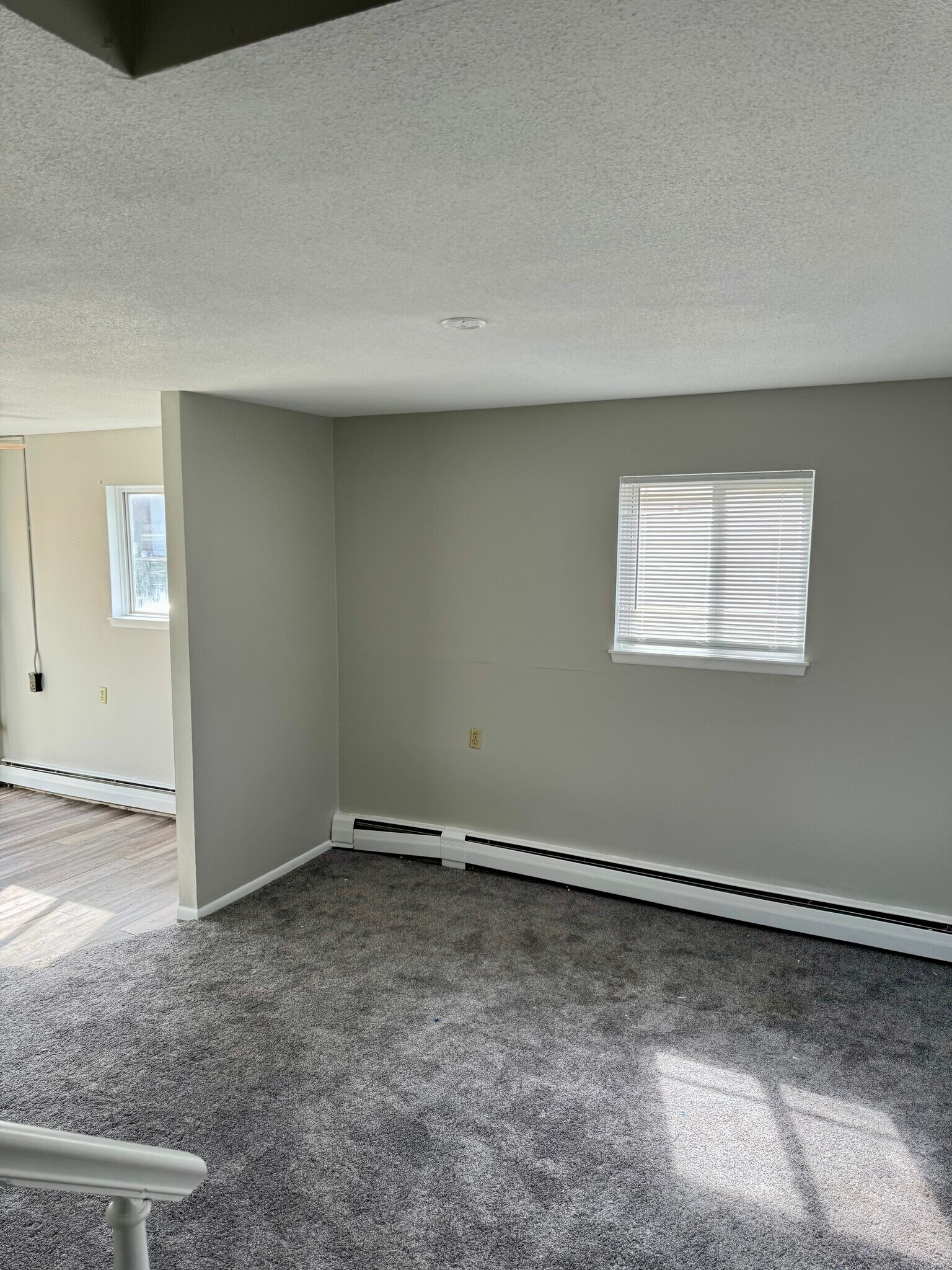 Building Photo - 1921 E 33rd St