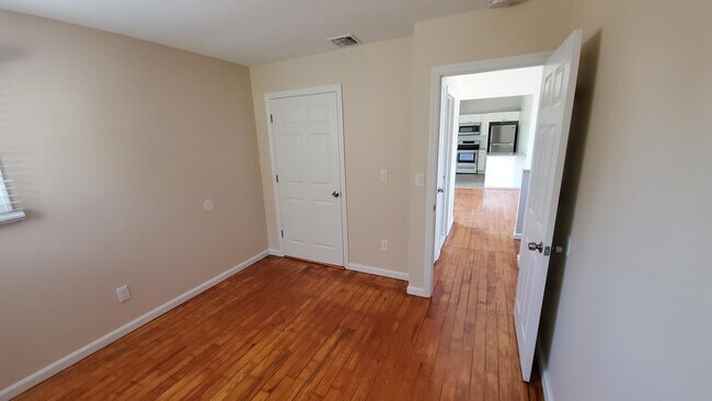 Building Photo - 25 Audrey Ln