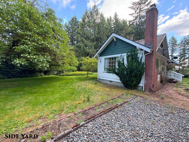 Building Photo - STATUS: *HOLD*|R275| $2495