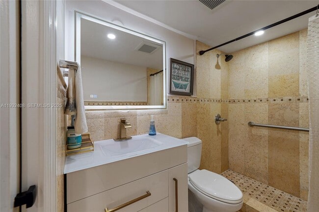 Building Photo - 10310 NW 5th Terrace