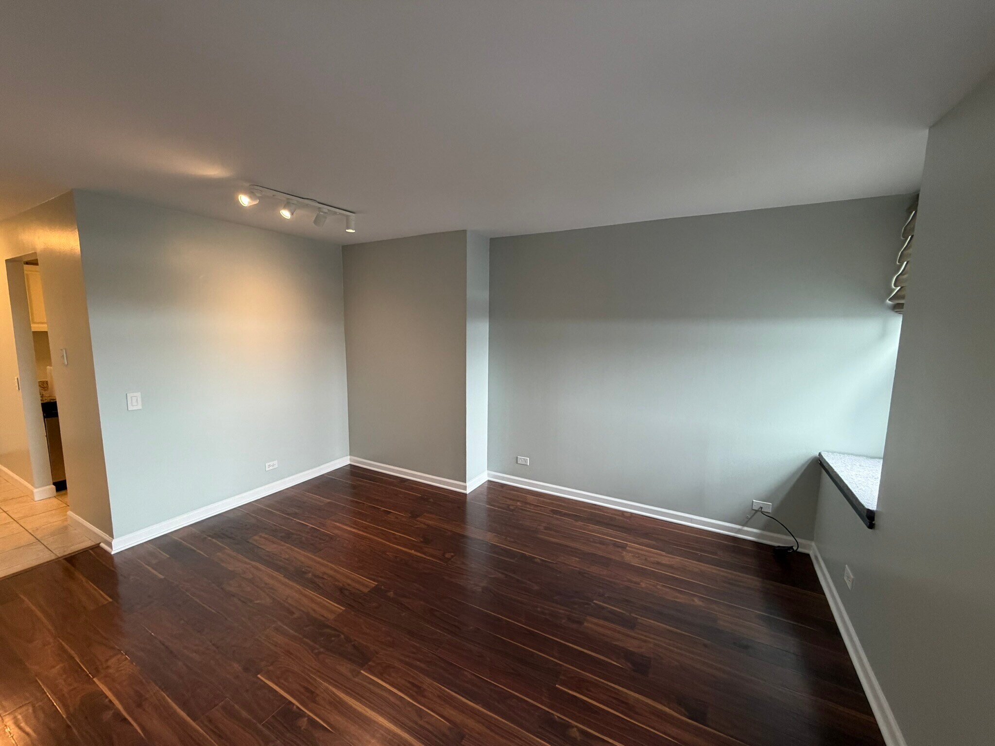 Building Photo - 3660 N Lake Shore Dr