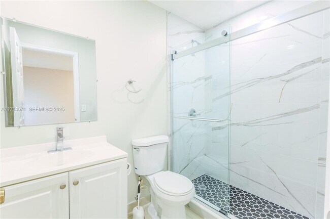 Building Photo - 5145 SW 140th Pl