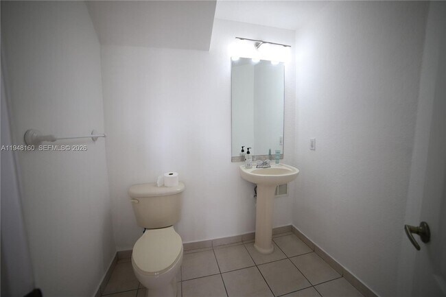 Building Photo - 8826 W Flagler St