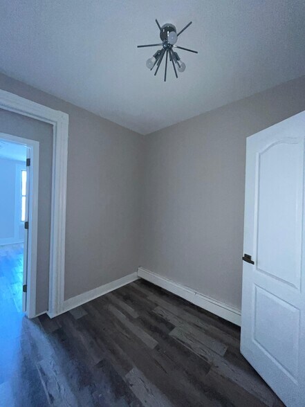 Building Photo - 65 Laidlaw Ave