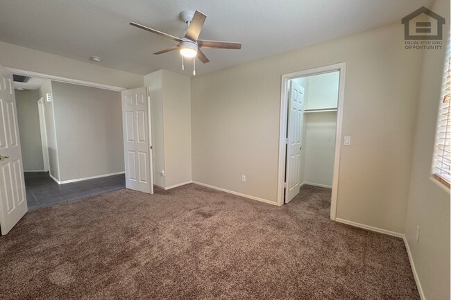 Building Photo - 3Bed/2Bath House in Avondale! Ready for Immediate Move-In! – RV GATE!