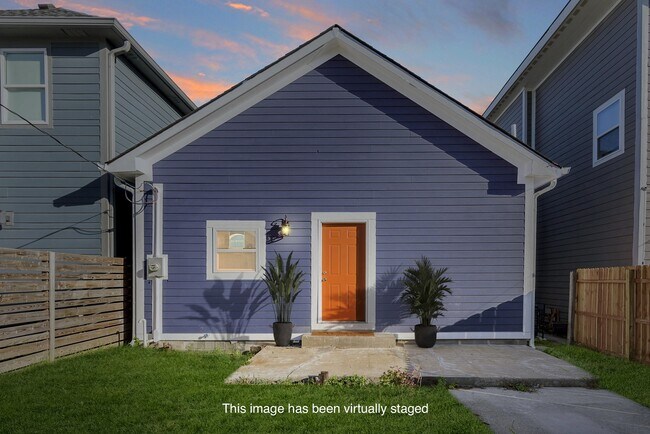 Building Photo - 1229 Spann Ave