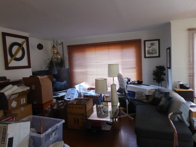 Building Photo - 980 Burnett Ave