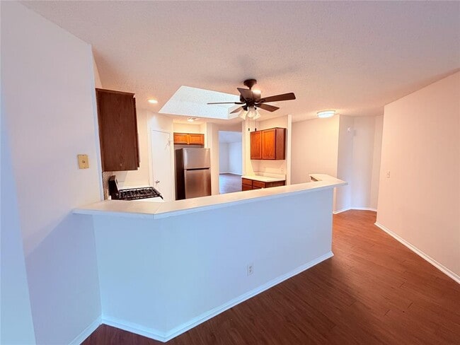 Building Photo - 16924 Cactus Blossom Dr