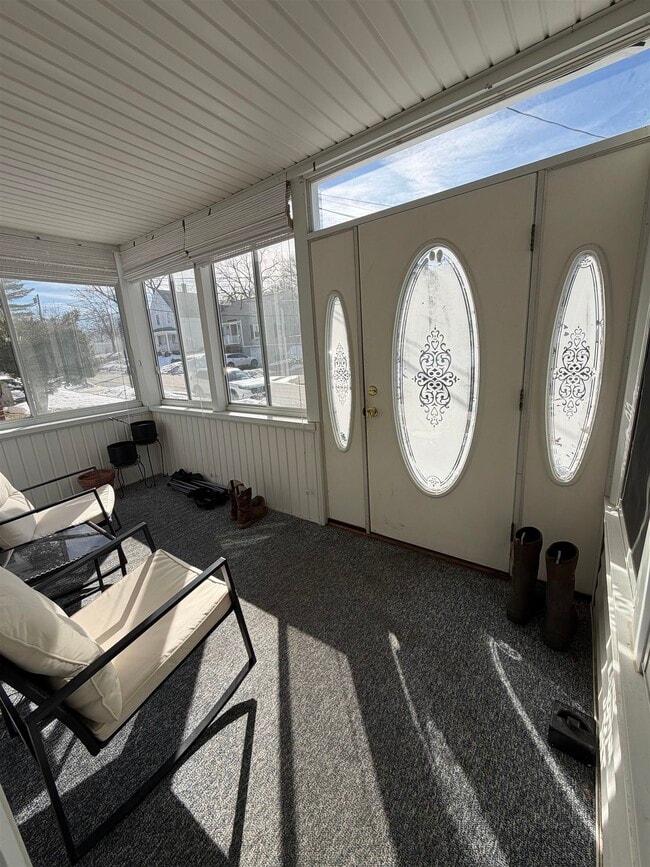 Building Photo - 47 Morgan St