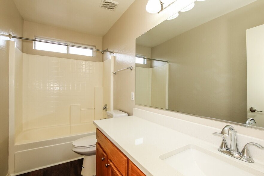 Building Photo - 22740 W Mohave St