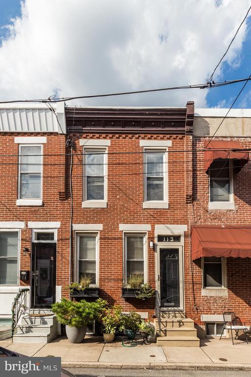 Building Photo - 113 Mercy St