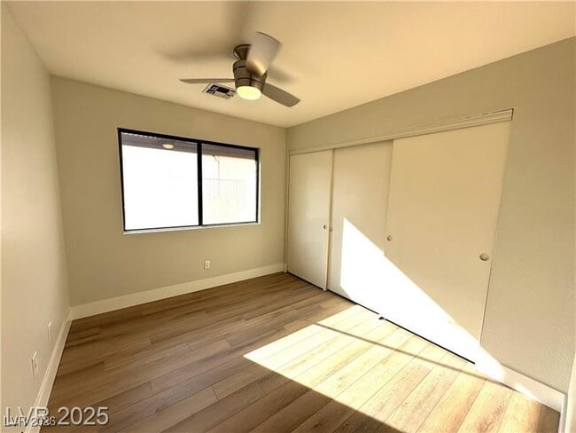 Building Photo - 3947 Delos Dr