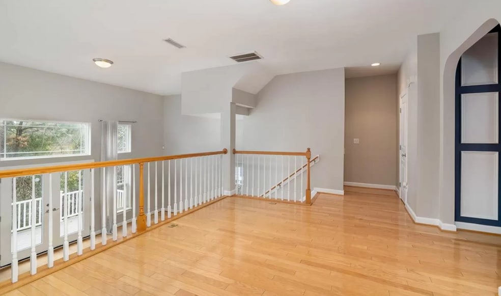 Building Photo - 227 Broadgait Brae Rd