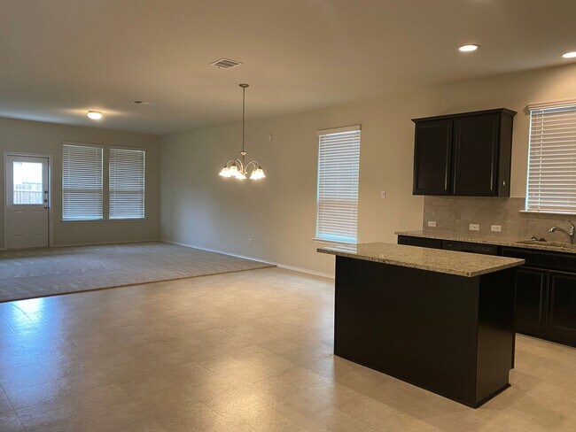 Building Photo - Coming Soon in Lake Pointe!