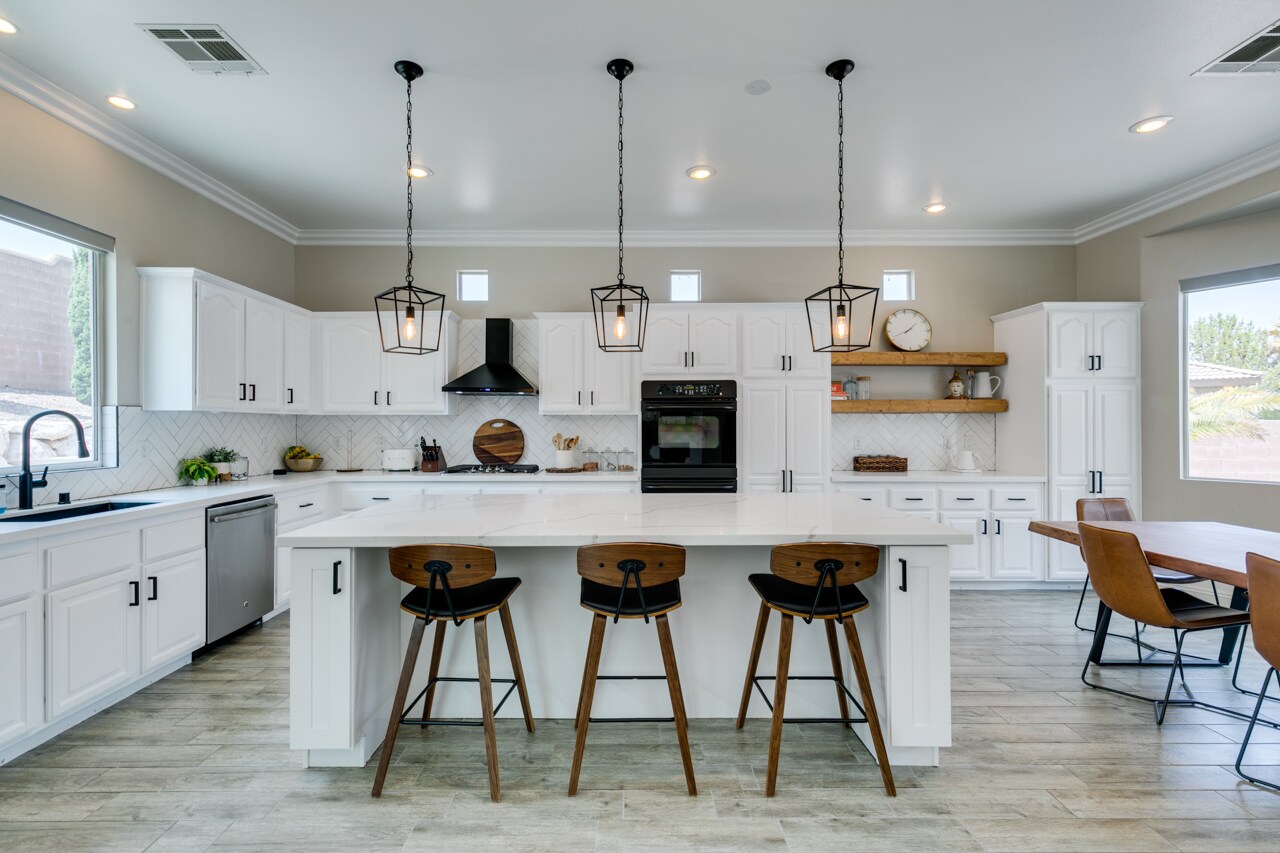 Building Photo - 65 Teahouse St