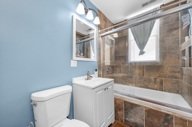 Building Photo - 5108 W 24th Pl