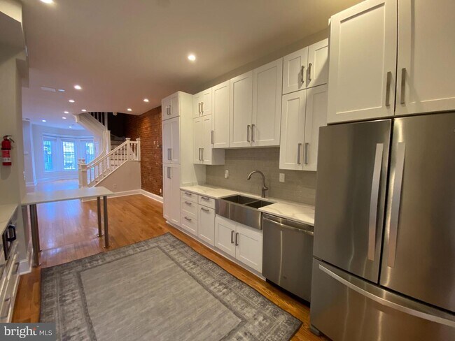 Building Photo - 19 T St NE