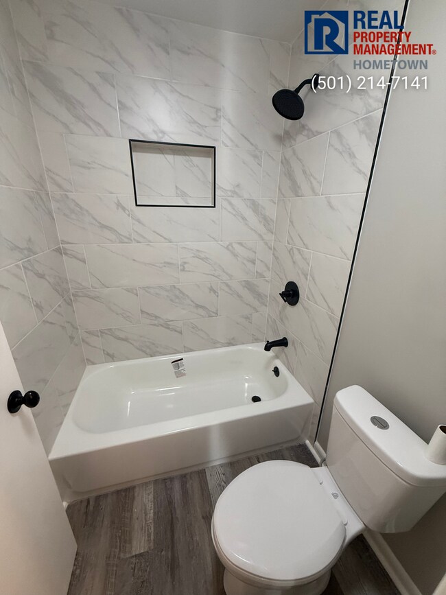 Building Photo - 37 Meadowlark Dr