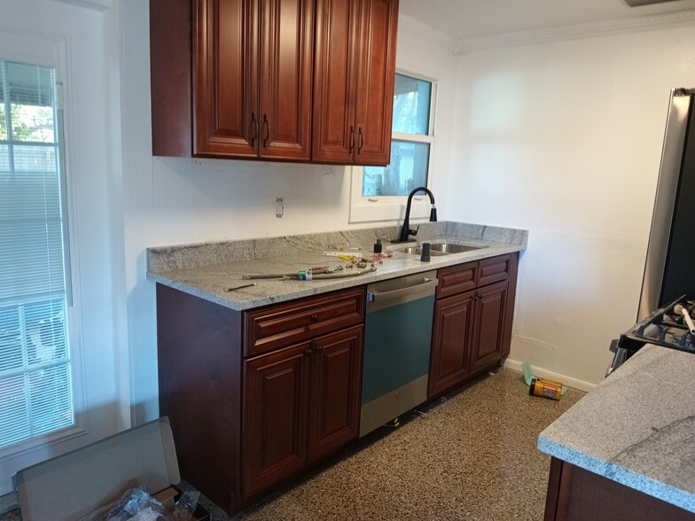 Building Photo - 9098 Southern Comfort Dr