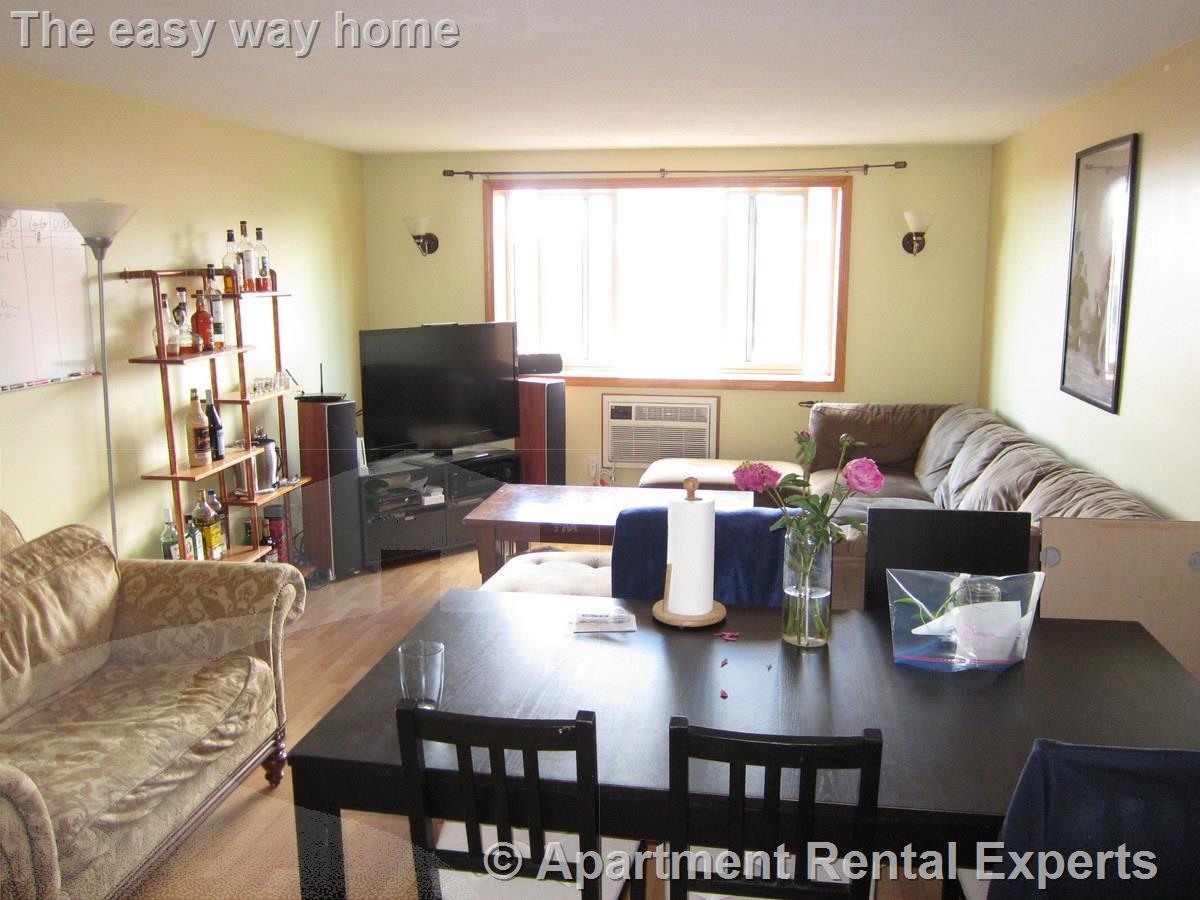 Building Photo - 94 Beacon St