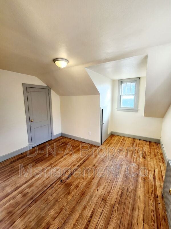 Building Photo - 143 Leafy Greene St