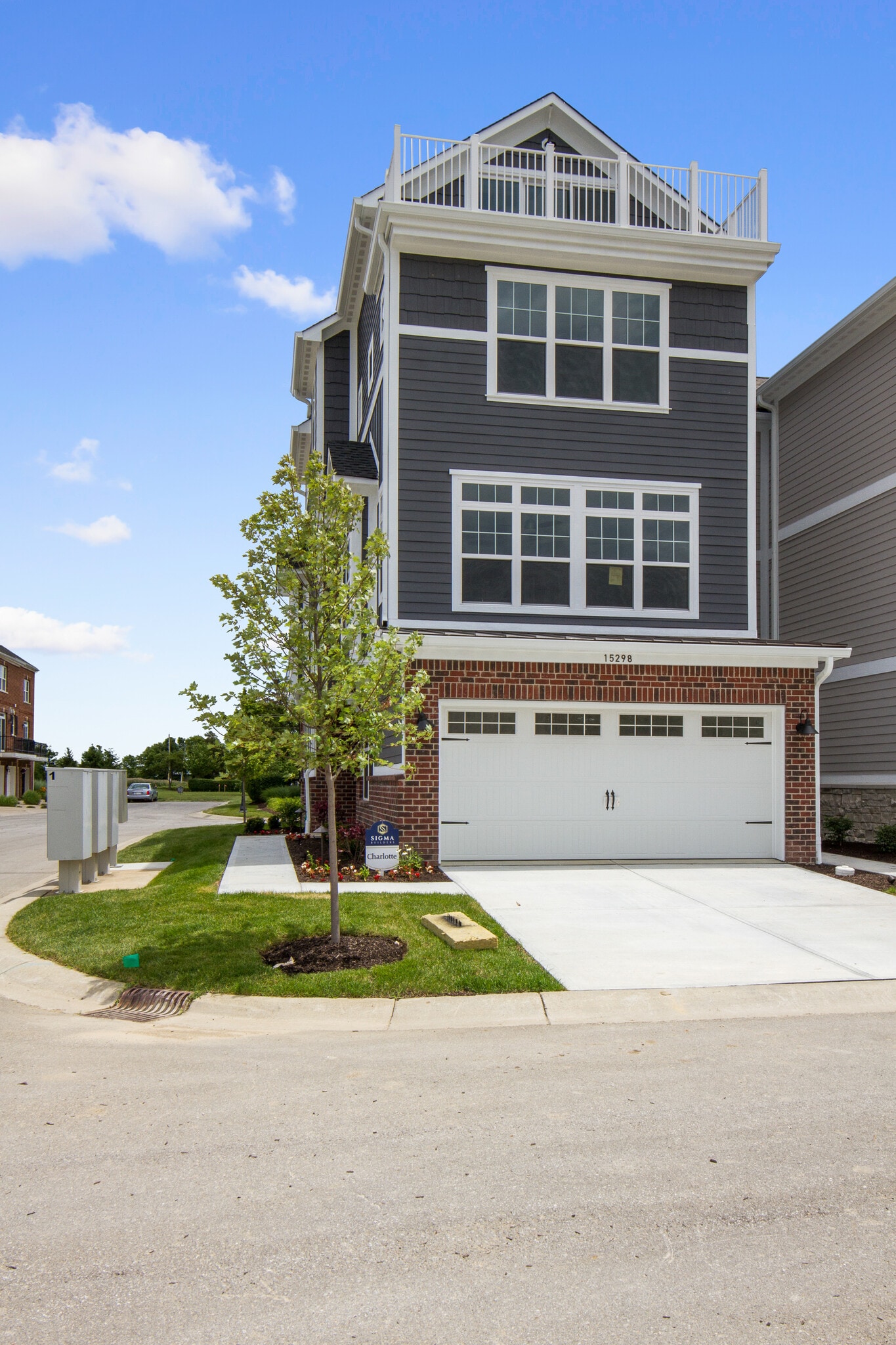 Building Photo - 15295 Mystic Rock Dr