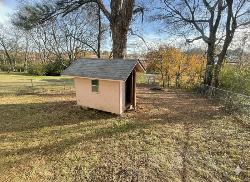 Building Photo - 219 Lexington St