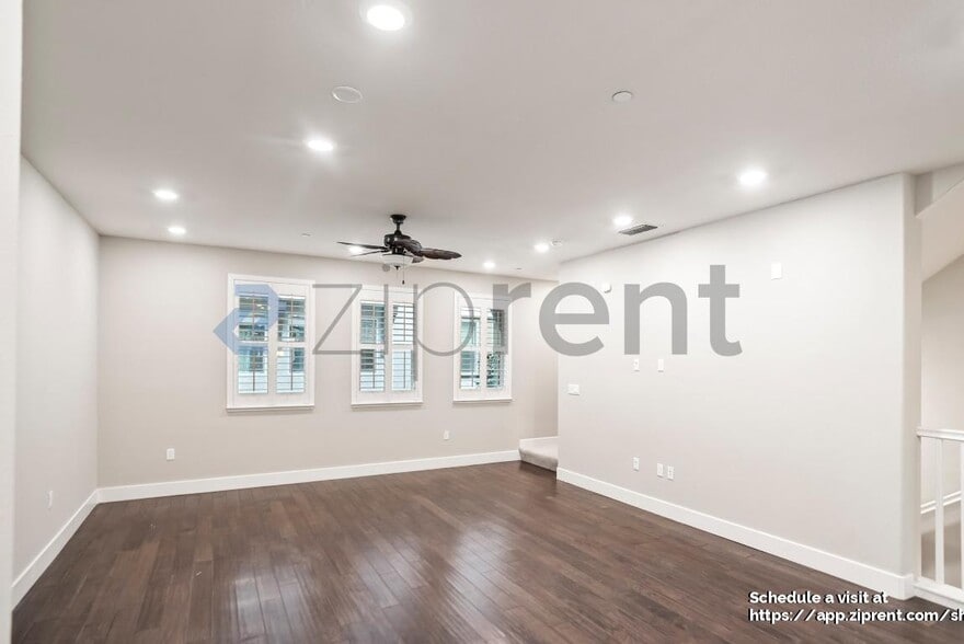 Building Photo - 4062 Kinsale St