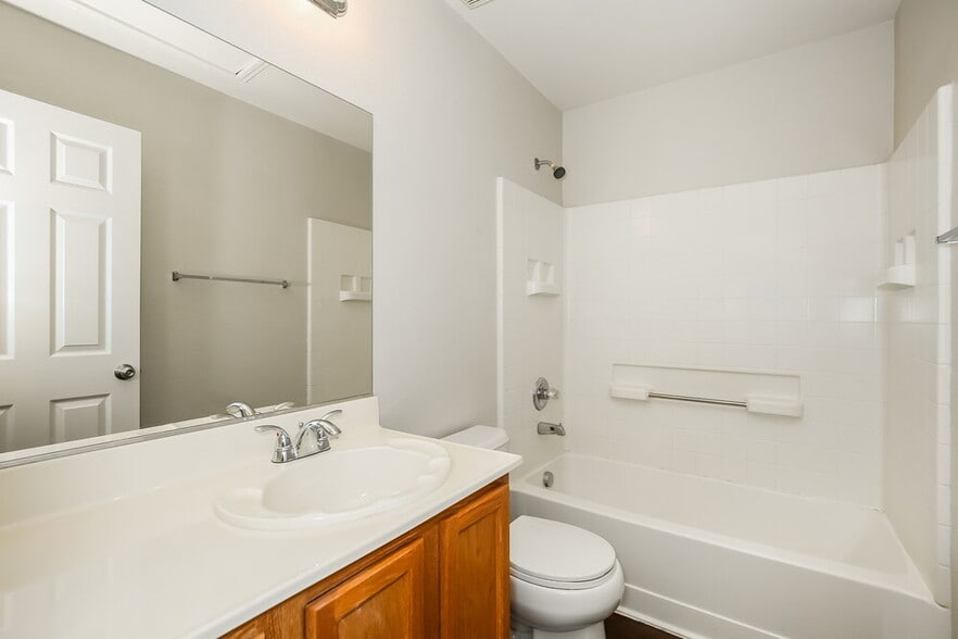 Building Photo - 8233 Apple Spice St