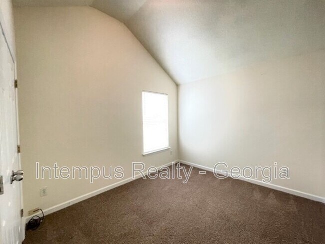 Building Photo - 4389 Persian Ct SW