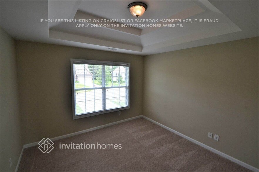 Building Photo - 825 Kaitlyn Dr
