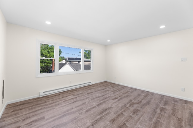 Building Photo - 9 Beacon Terrace