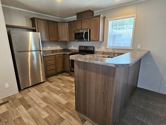 Building Photo - 234 Maple