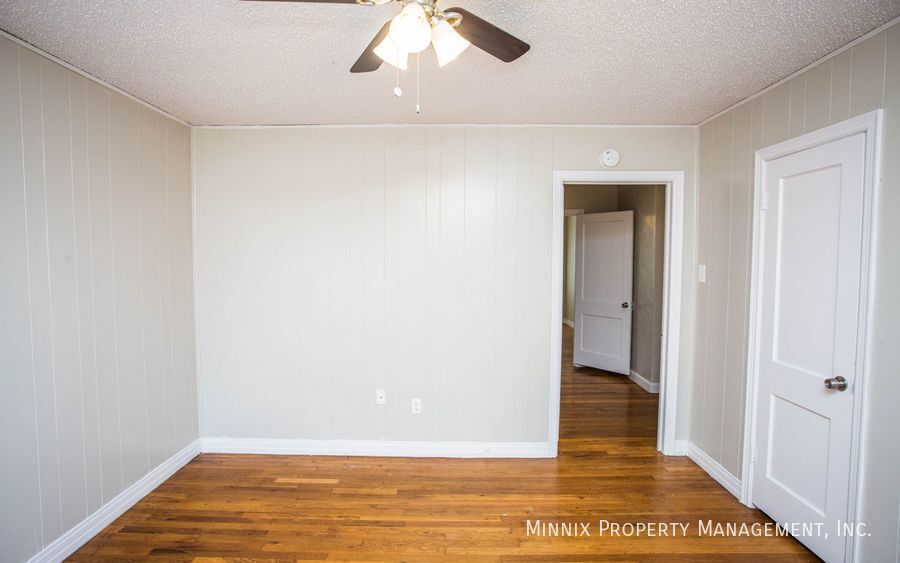 Building Photo - 2210 31st St