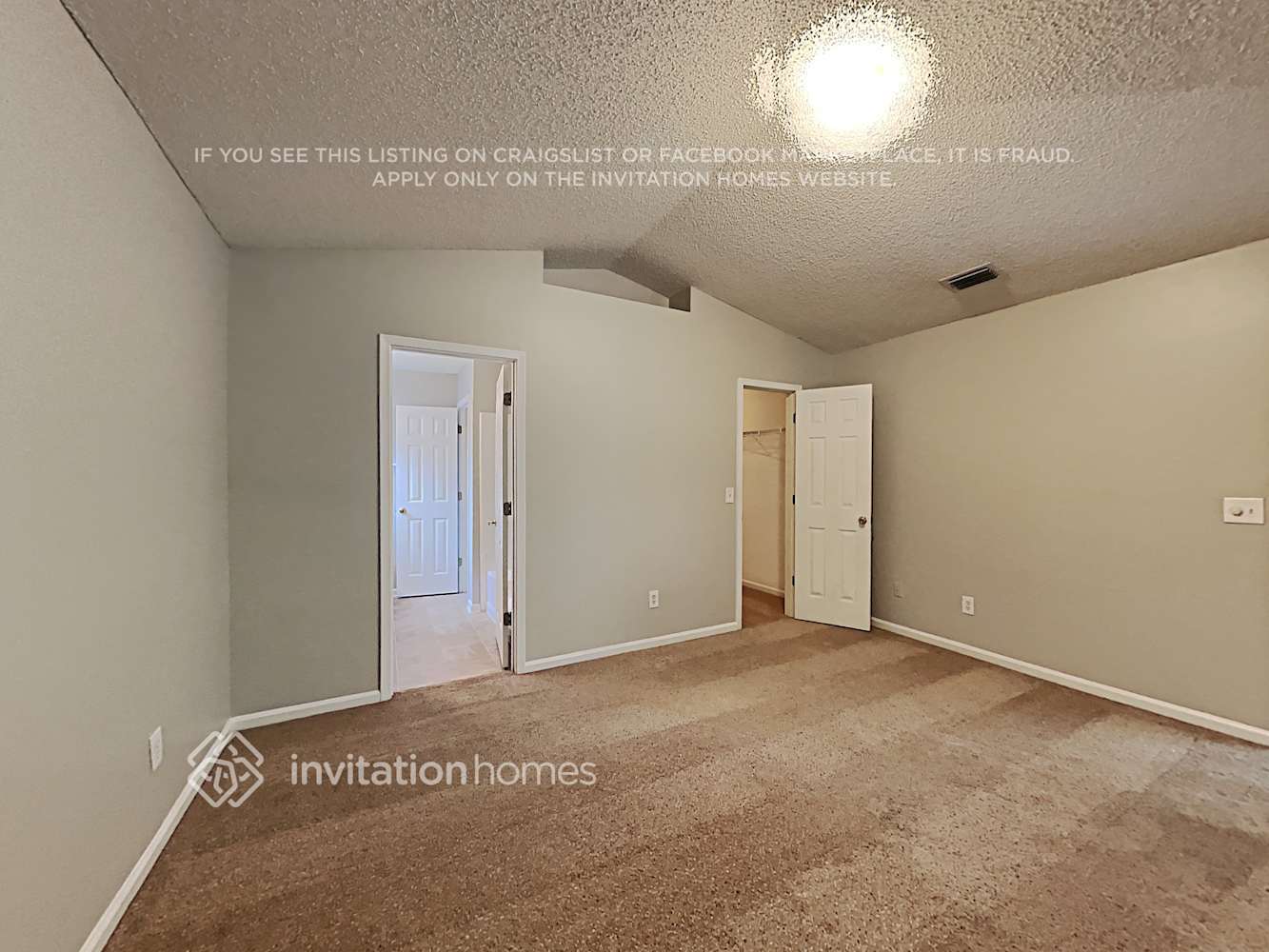 Building Photo - 2999 Mikris Dr E