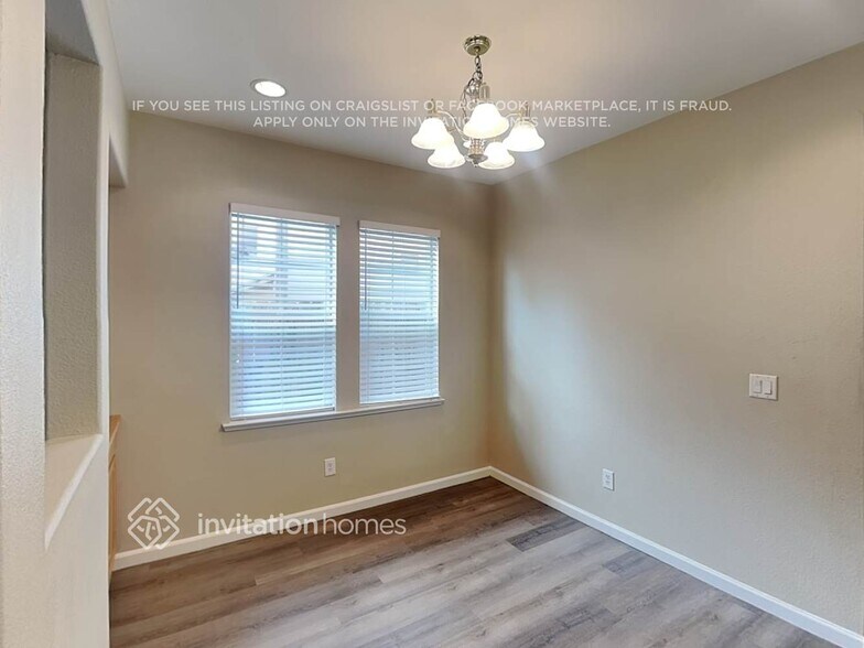 Building Photo - 1010 Liberty Dr