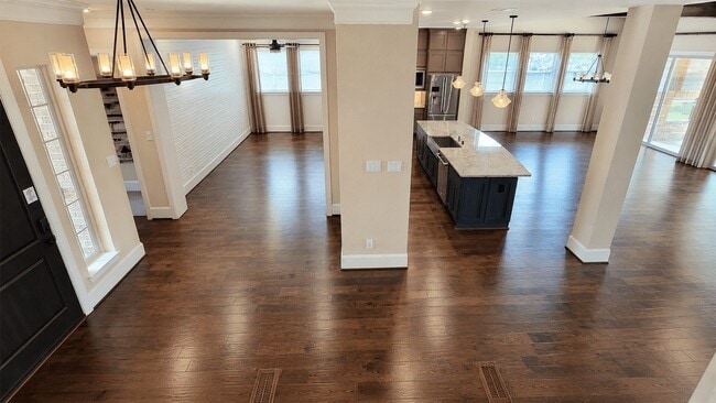 Building Photo - 2418 Sandhill Crest Ln