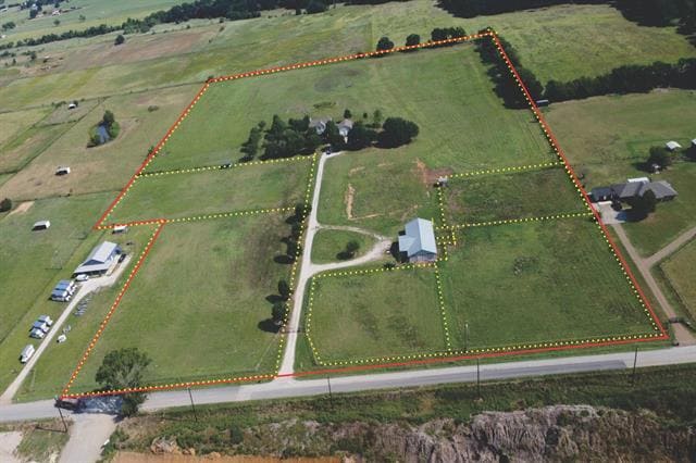 Building Photo - 11881 Mustang Rd
