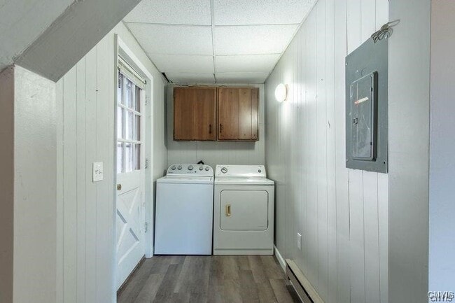 Building Photo - 813 Franklin St