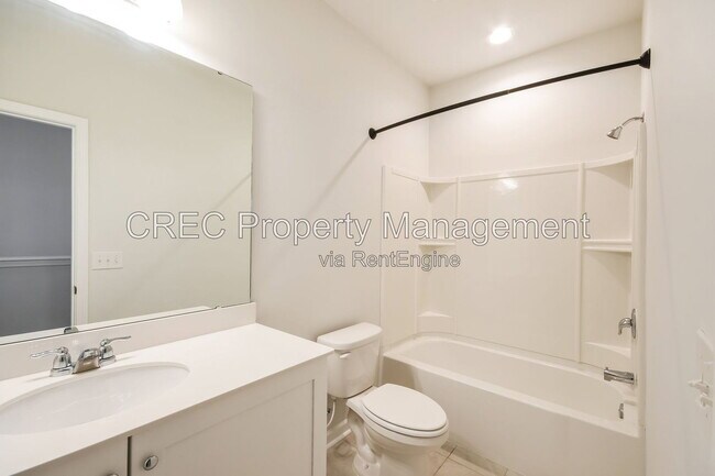 Building Photo - 603 McLernon Trce